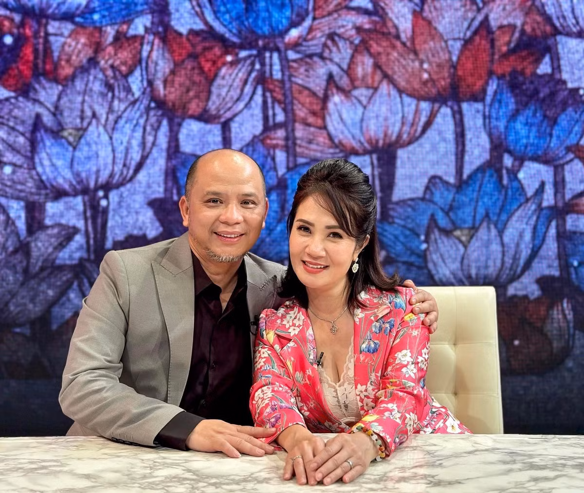 Dien vien Anh Tuan cuu van hon nhan voi Nguyet Hang nho... bat pho