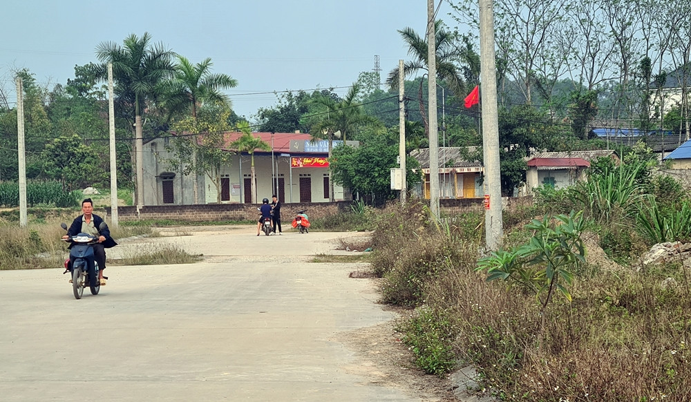 Nhằm tìm hiểu khách quan, đa chiều các thông tin liên quan đến dự án KDC đường Lê Hồng Phong (giai đoạn 2) tăng vốn, chậm tiến độ, ngày 6/3/2023 phóng viên đã có buổi làm việc với UBND TP Sông Công và thông tin đến độc giả ở bài viết sau.