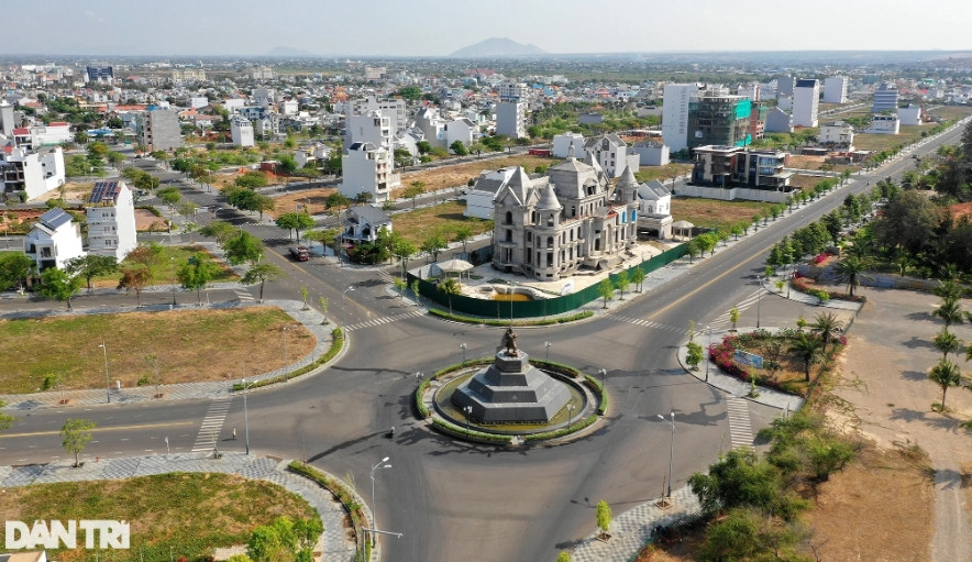 Sân golf Phan Thiết đi vào hoạt động từ năm 1997. Đất sân golf Phan Thiết, theo quy hoạch là đất thể dục - thể thao. (Ảnh: Dân Trí).