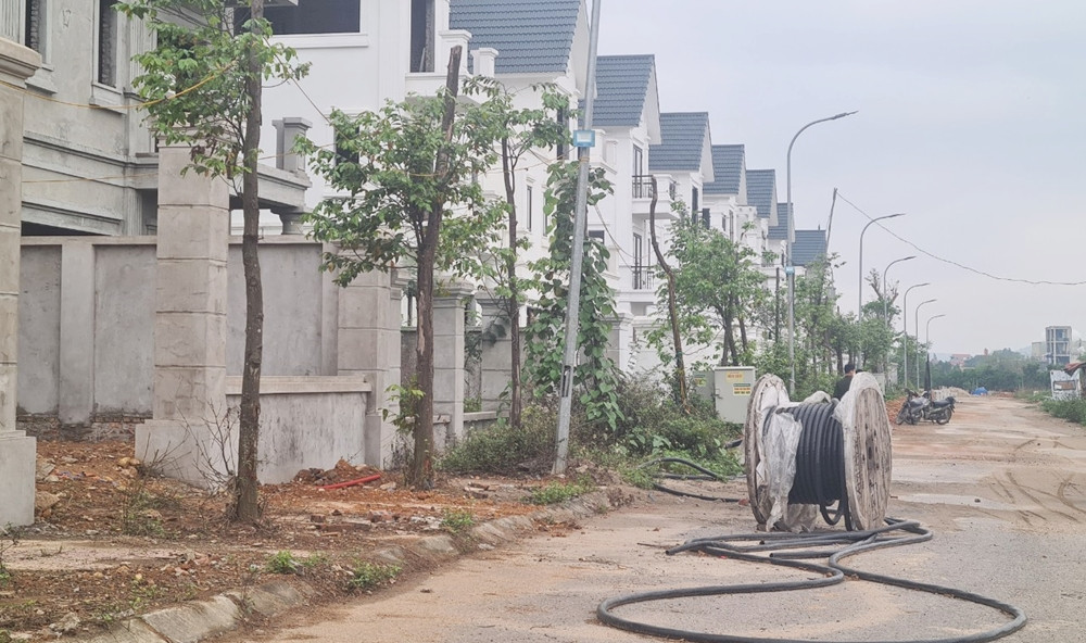 Quy mô dự án khu đô thị Kim Hoa gồm 40 lô nhà ở biệt thự đơn lập có diện tích từ 157 - 430 m2, 112 lô đất nền nhà liền kề diện tích từ 107 - 125 m2, 4 lô đất xây nhà ở xã hội (NOXH) gồm các toà CT1, CT2, CT3 và CT4 với 576 căn.