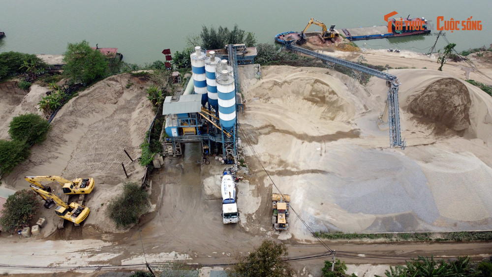 Tram tron be tong Ha Trang het phep van hoat dong: Huyen Gia Lam noi gi?