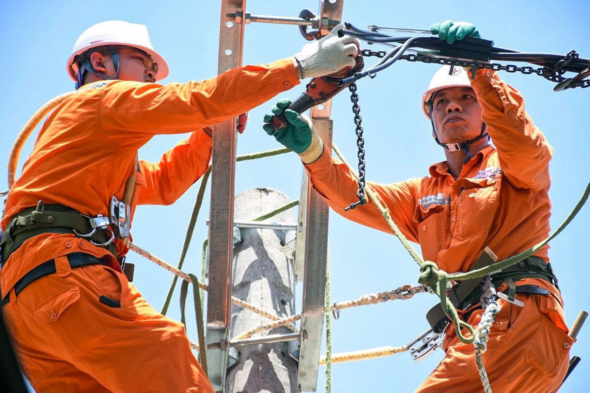 Lich cat dien Ha Noi ngay 21/8: Tang ca thoi gian va khu vuc mat dien