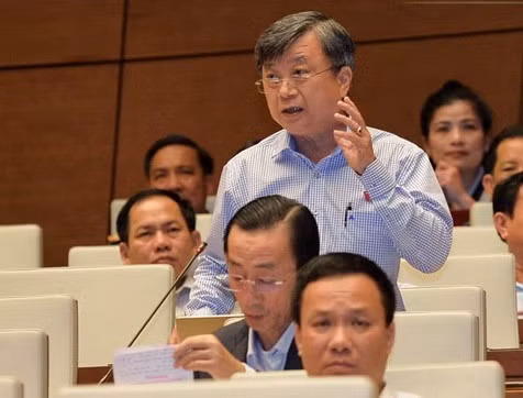 Xu hinh su luat su khong to giac toi pham: Gay gat hai luong quan diem