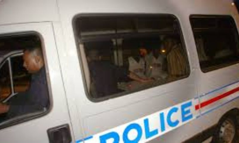 Vụ vượt ngục khó tin, 38 tù nhân...đi bộ qua cổng chính Vu vuot nguc kho tin, 38 tu nhan...di bo qua cong chinh