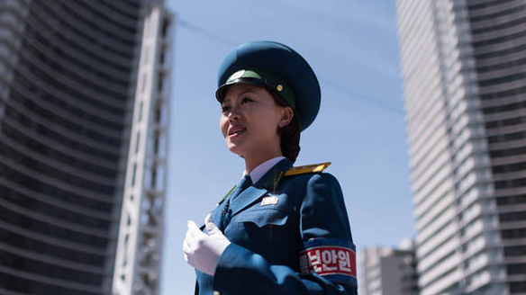 Được biết, các nữ cảnh sát giao thông ở Triều Tiên được tuyển chọn với những tiêu chí khắt khe.