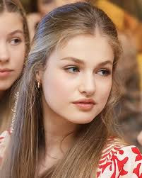 Khi lên ngôi, Công chúa Leonor sẽ là Nữ hoàng đầu tiên của Tây Ban Nha kể từ sau Nữ hoàng Isabella II (trị vì từ năm 1833 đến 1868). Ảnh: Instagram.