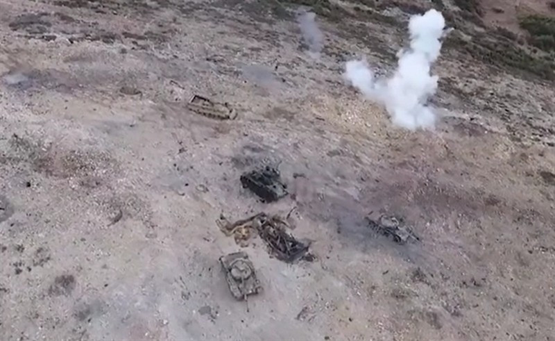 Tuy nhiên chúng cũng không tránh khỏi tổn thất, mới đây đã có ít nhất 2 trong tổng số 41 chiếc vừa được Nga chuyển giao cho Syria bị phiến quân đánh cho tan tành