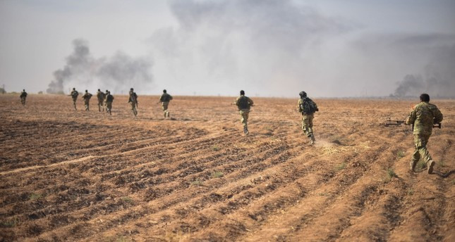 Quân đội chính phủ Syria trong lúc này vẫn chưa giải quyết được các cụm cứ điểm của phiến quân nổi dậy cố thủ tại địa bàn hai tỉnh Idlib cùng với Hama