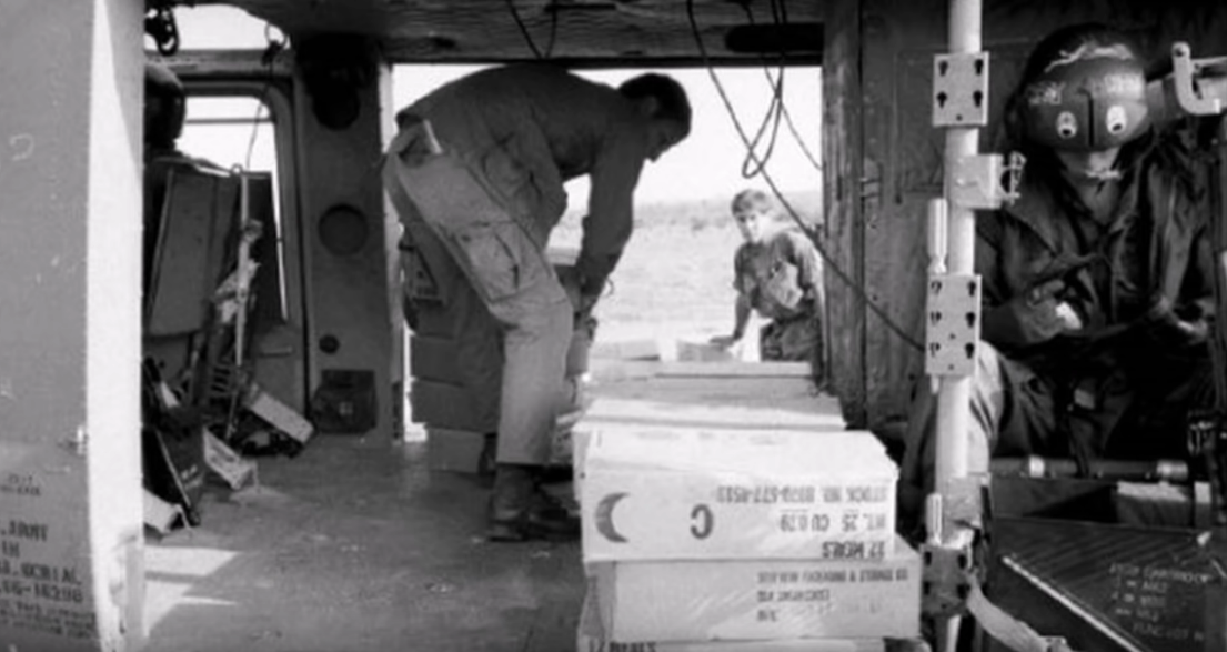 Khẩu phần ăn dã chiến này cũng được quân đội Mỹ sử dụng như là khẩu phần ăn dã chiến chủ yếu cho quân đội trong Chiến tranh Nam. Nguồn ảnh: MREinfo.