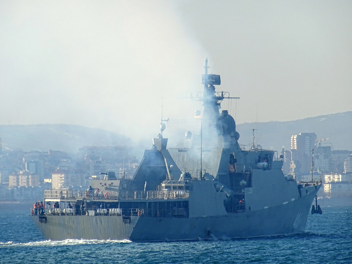 Nhiều khả năng, tương tự như những phiên bản trước đây, Gepard 5 hoàn toàn có thể được trang bị thêm hệ thống tên lửa đối hạm Kh-35 để tăng cường khả năng đối hải. Nguồn ảnh: Sk-akbars.