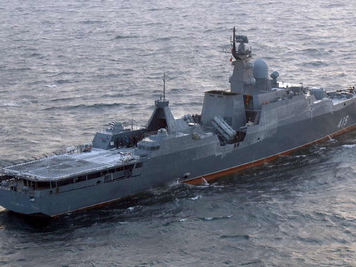 Tuy tầm hoạt động được tăng thêm, nhưng so với các phiên bản cũ, tốc độ tối đa của khinh hạm Gepard 5.1 lại bị giảm đi khi tối đa giờ chỉ còn 23 hải lý giờ tương đương với khoảng 43 km/h. Nguồn ảnh: Sk-akbars.