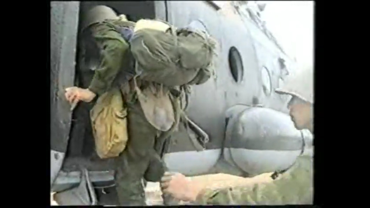 Loại trực thăng này được ta sử dụng cho tới tận ngày nay và vẫn là phương tiện vận chuyển chính của nhiều đơn vị. Nguồn ảnh: QĐND.