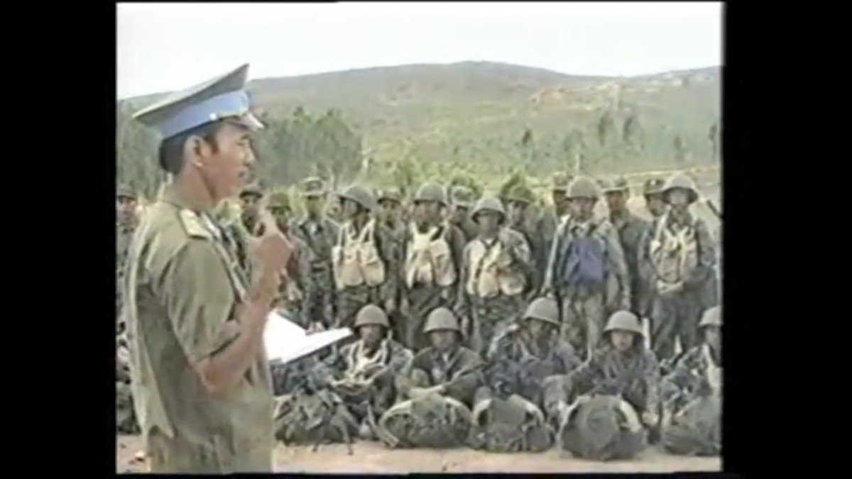 Trong những năm 90 của thế kỷ trước, trang bị của lực lượng Hải quân đánh bộ, quân chủng Hải quân có phần khá tương đồng với trang bị của lính Liên Xô tham chiến ở Afghanistan. Nguồn ảnh: QĐND.