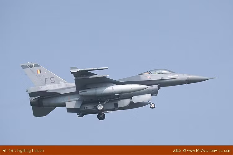 "Các tiêm kích F-16 và phi hành đoàn của chúng tôi đã cất cánh 16 lần trong tình trạng báo động và hoàn thành 8 lần đánh chặn máy bay đối phương”, thông cáo cho biết.