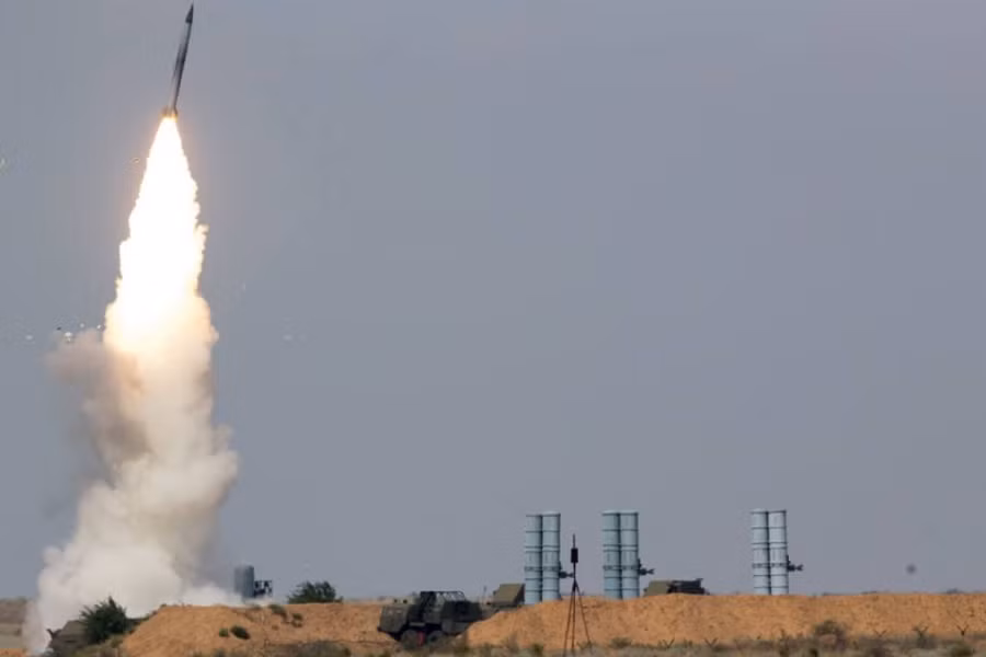 Như vậy, nhiều khả năng là S-500 sẽ không được thử nghiệm ở chiến trường này và trong tương lai, khi các tổ hợp S-500 của Nga xuất hiện tại Syria thì đó là "thật" chứ không phải để phục vụ mục đích thử nghiệm. Nguồn ảnh: Rumil.