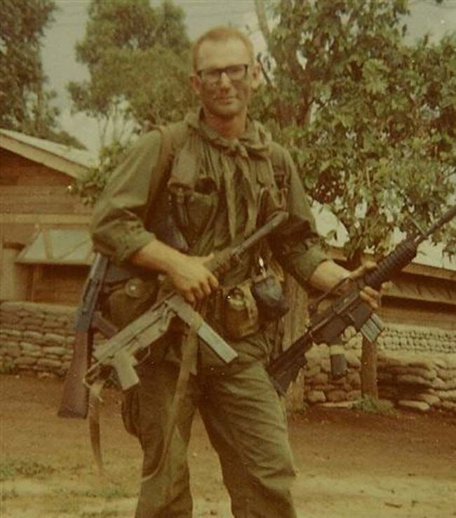 Sau khi tới địa điểm tập kết, những toán binh này bắt đầu thực hiện những cuộc di chuyển dài ngày trong rừng với mục đích duy nhất là tìm và lần theo dấu vết của quân ta. Nguồn ảnh: Pinterest.