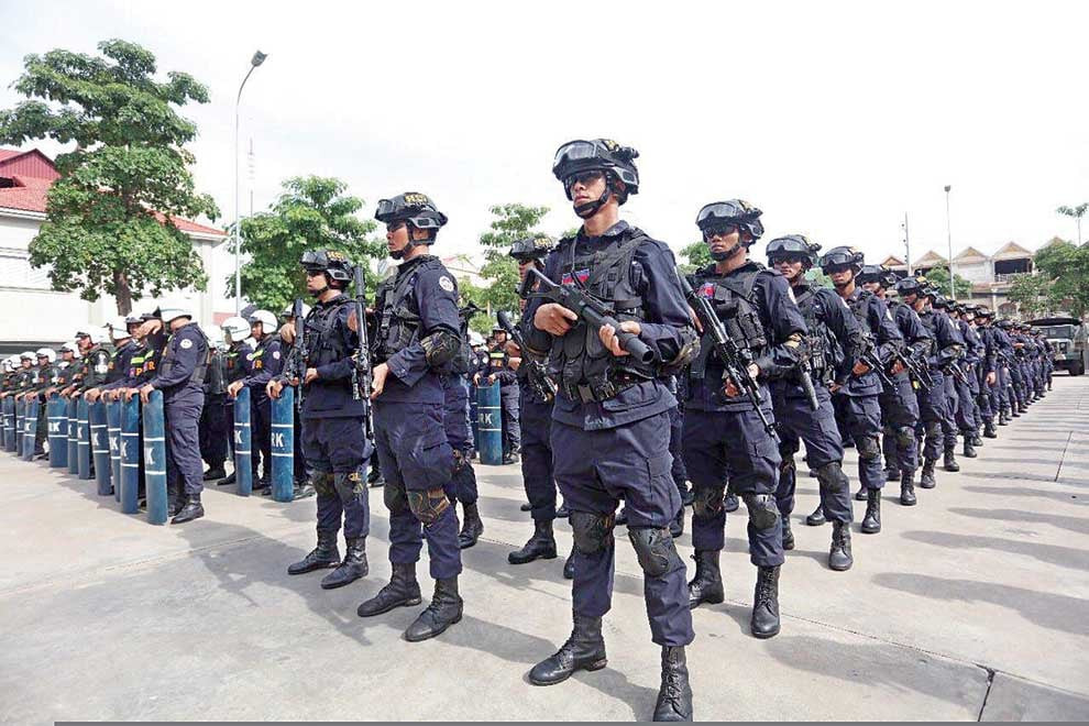 Có dân số chỉ 16 triệu dân, Campuchia hiện tại có khoảng 8,1 triệu dân trong độ tuổi lao động và trong số đó có khoảng 5,6 triệu dân phù hợp với tiêu chuẩn nhập ngũ. Nguồn ảnh: QQ.