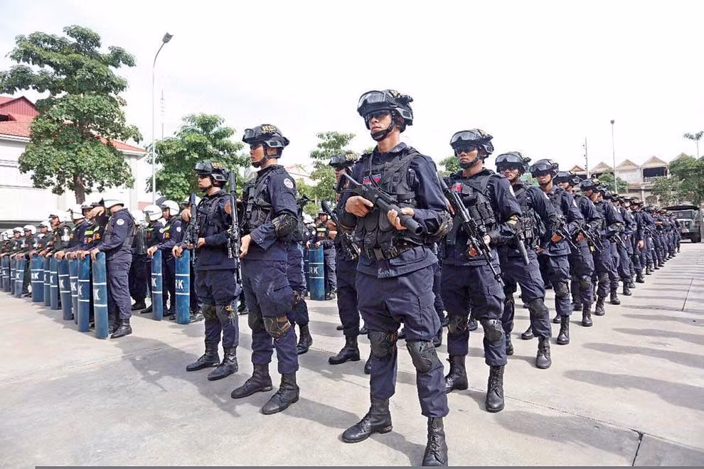 Có dân số chỉ 16 triệu dân, Campuchia hiện tại có khoảng 8,1 triệu dân trong độ tuổi lao động và trong số đó có khoảng 5,6 triệu dân phù hợp với tiêu chuẩn nhập ngũ. Nguồn ảnh: QQ.