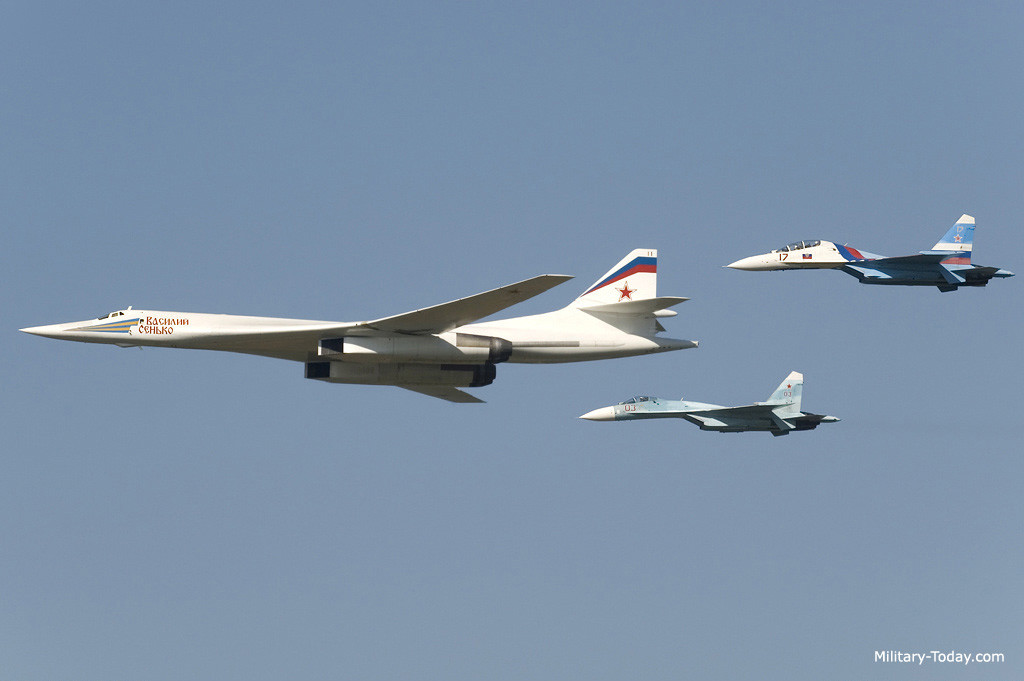 Loại máy bay này có khả năng mang theo tối đa tới 45 tấn bom kèm theo đó là tầm bay tối đa 7600 km. Khi bay rỗng không bom, máy bay có thể đạt tầm bay lên tới 12.300 km. Nguồn ảnh: NI.