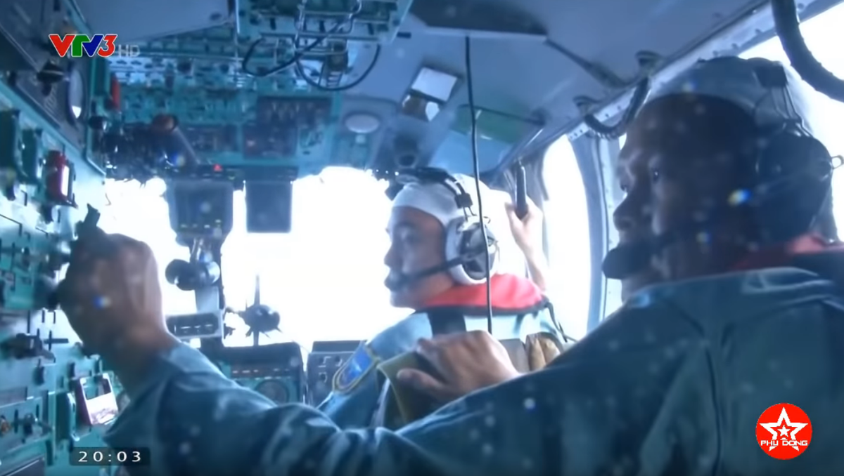 Tuy nhiên, tốc độ bay tối đa của loại trực thăng này chỉ là 270 km/h, tốc độ hành trình 205 km/h và tầm hoạt động tối đa 980 km. Trần bay của Ka-28 tối đa 5000 mét. Nguồn ảnh: VTV.