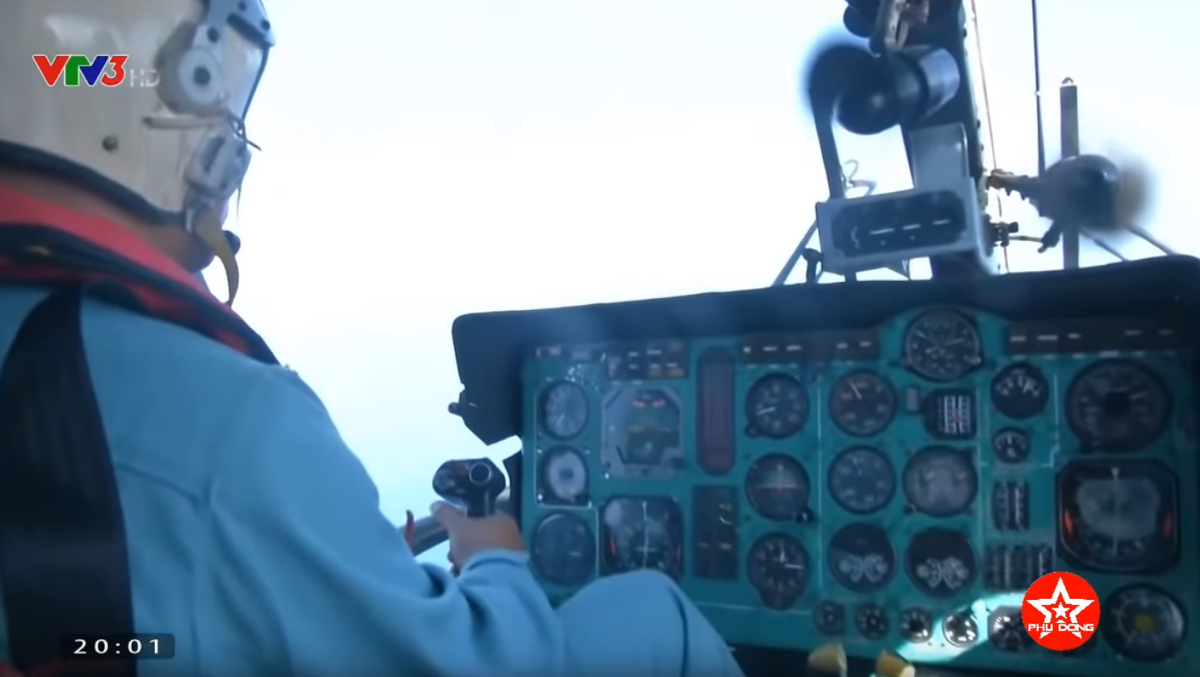 Trực thăng bao gồm tổng cộng 6 lá cánh chia làm hai tầng, đường kính mỗi lá 15,8 mét cho phép Ka-28 cất cánh với trọng lượng tối đa lên tới 12 tấn trong khi trọng lượng rỗng của Ka-28 chỉ có 6,5 tấn. Nguồn ảnh: VTV.