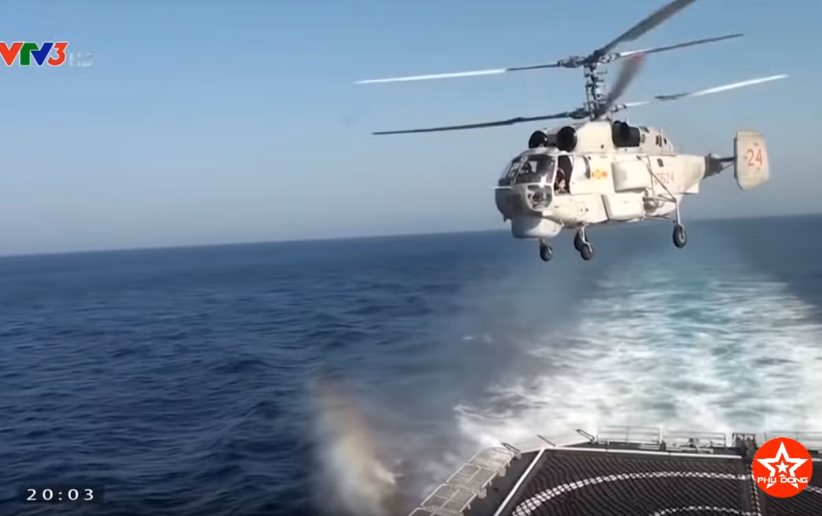 Hiện tại, dòng trực thăng Ka-27 đã được phát triển lên phiên bản hiện đại hơn với định danh Ka-31. Tuy nhiên dòng Ka-31 không phổ biến như Ka-27, chỉ phục vụ trong hải quân ba nước trên thế giới là Trung Quốc, Ấn Độ và Nga. Nguồn ảnh: VTV.