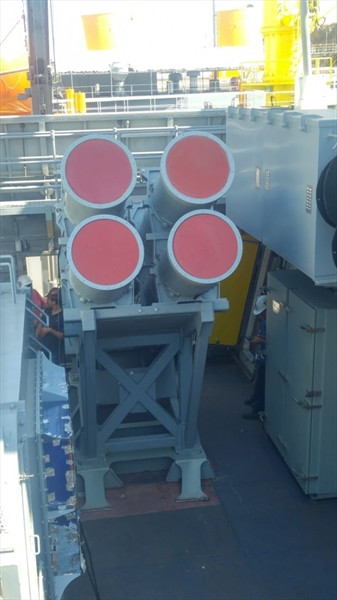 Được biết, Atmaca là loại tên lửa chống hạm đầu tiên được Thổ Nhĩ Kỳ tự sản xuất. Nó có thể lướt qua các con tàu trước khi bắn trúng và phá hủy bất kỳ chiến hạm nào nó ngắm đến.