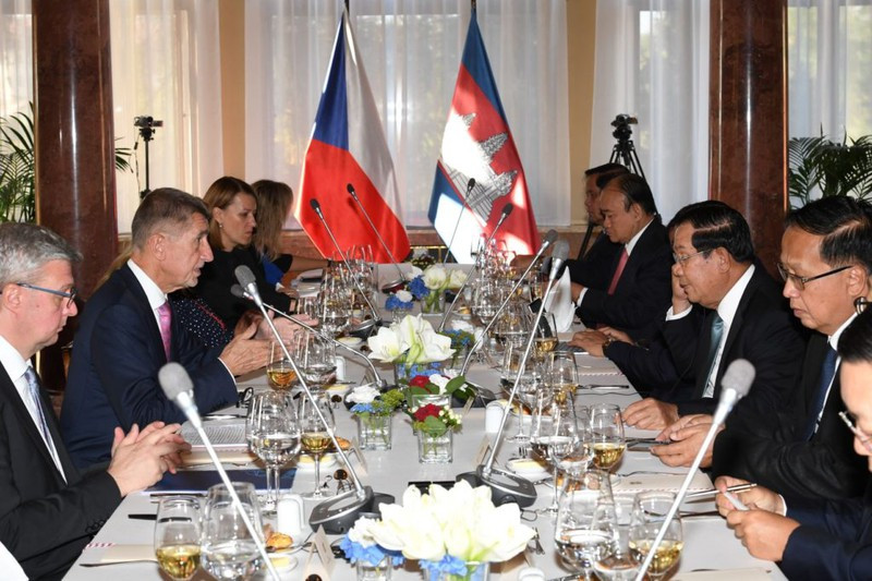 Thủ tướng Campuciha Samdech Hun Sen cho biết, nước này đang thảo luận về việc mua một số máy bay trinh sát L39 cùng với vũ khí từ Cộng hoà Séc để bổ sung cho lực lượng không quân Campuchia. Nguồn ảnh: Pinterest.