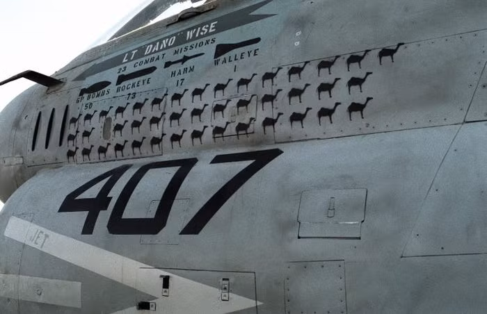 "Thành tích" của một phi công Không quân Hải quân trong Chiến tranh Vùng Vịnh. Nguồn ảnh: BI.