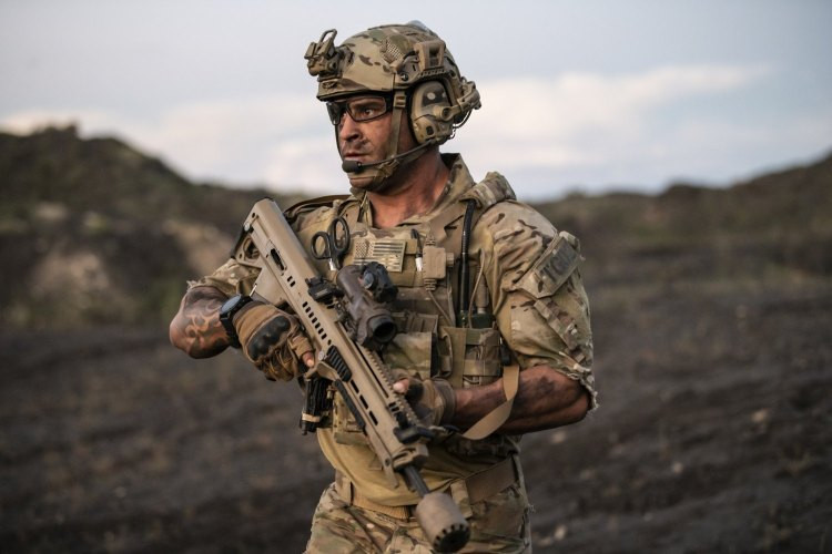 Một trong những ứng cử viên sáng giá cho mẫu súng trường tấn công tương lai của quân đội Mỹ sử dụng cỡ đạn 6,8mm đó là khẩu RM277 do General Dynamics thiết kế, sản xuất. Nguồn ảnh: Pinterest.