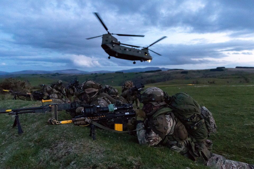 Tuy nhiên phía Mỹ cùng NATO khẳng định cuộc tập trận này không nhắm vào bất cứ quốc gia nào và bản thân Defender Europe-20 cũng chỉ là một trong những hành động để buộc các quốc gia NATO chấp nhận đầu tư nhiều hơn vào quốc phòng, an ninh chung. Nguồn ảnh: Pinterest.
