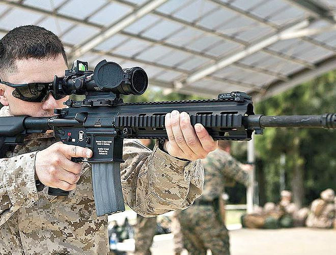 Cơ cấu module hóa của HK416 cũng giúp việc thay thế, nâng cấp và sửa chữa dễ dàng hơn.