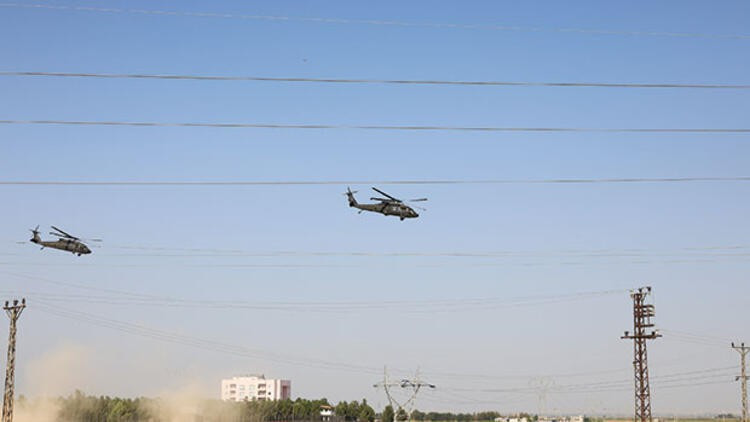 Tuy nhiên một số báo cáo khác lại cho rằng đây có thể là hành động tấn công do Thổ Nhĩ Kỳ thực hiện nhằm vào căn cứ Đơn vị bảo vệ nhân dân người Kurd (YPG) ở khu vực tỉnh Afrin.