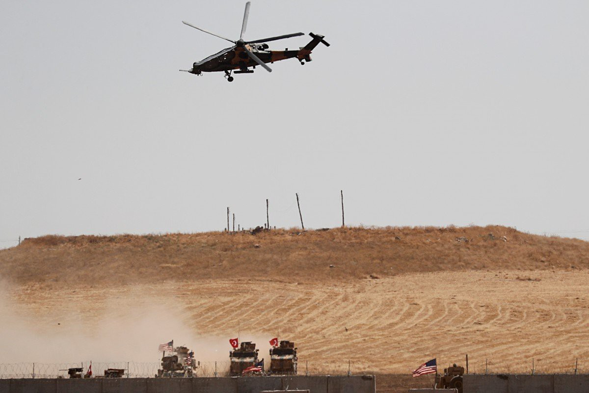 Trong diễn biến khác, hôm 26/10, không quân Nga đã tấn công một cơ sở lưu trữ xăng dầu lớn của nhóm phiến quân thánh chiến Hay'at Tahrir Al-Sham (HTS) bên trong thị trấn Sarmada thuộc tỉnh Idlib.