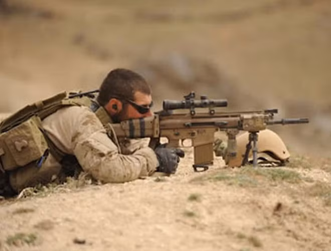 Và súng FN SCAR là viết tắt của cụm từ: Special Operations Forces (SOF) Combat Assault Rifle (súng trường tiến công cho lực lượng đặc biệt) ra đời