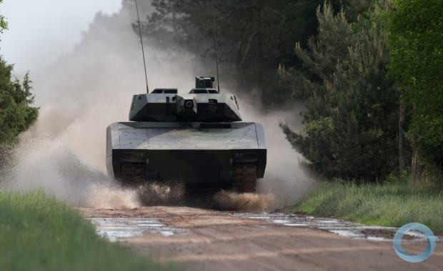 Có thể thấy, khả năng chế tạo xe tăng, thiết giáp của Đức vẫn là một thứ gì đó cực kỳ đáng nể khiến cho ngay cả cường quốc quân sự như Mỹ cũng phải nể phục. Nguồn ảnh: Rheinmetall.