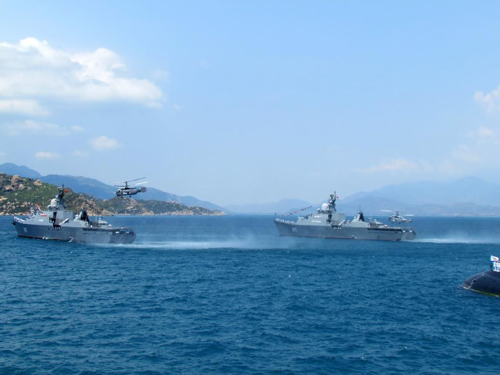 Dự kiến, tại sự kiện đặc biệt này sẽ có sự xuất hiện của những chiến hạm hiện đại nhất của chúng ta, bao gồm cả những con tàu vừa được nâng cấp.