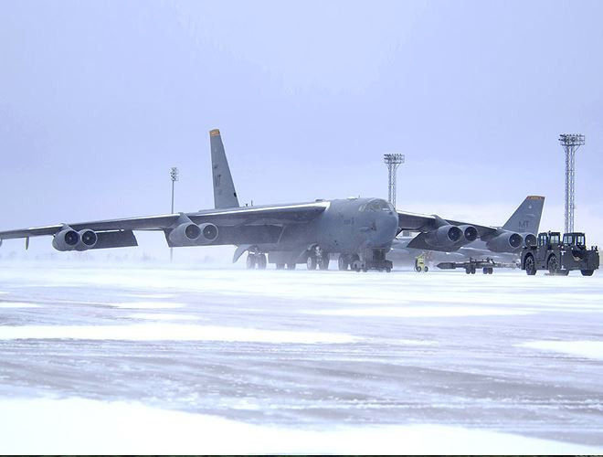 Ra đời từ thập niên 1950, từng có thời tung hoành trên bầu trời Việt Nam, tuy nhiên cũng tại đây pháo đài bay đã nhận cái kết kinh hoàng khi bị bắn rơi khá nhiều.