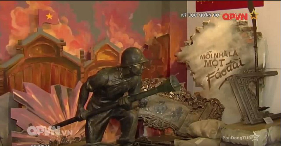 Việc sử dụng bom ba càng khi giao tranh còn bị các sĩ quan chỉ huy kiểm soát rất gắt gao, đảm bảo chỉ sử dụng khi tình thế bắt buộc, tránh việc sử dụng tràn lan, gây tổn hại về nhân mạng cho quân đội ta. Nguồn ảnh: QPVN.