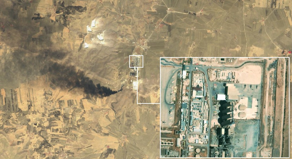 Truyền thông Nga cho biết, tại căn cứ này Mỹ còn lưu trữ một số lượng lớn vũ khí và đạn dược bao gồm đạn cối, đạn pháo hoặc các loại hoả khí bộ binh. Trong đó có nhiều loại vũ khí hiện đại ví dụ như đạn pháo tăng tầm có dẫn đường. Nguồn ảnh: Radarmap.