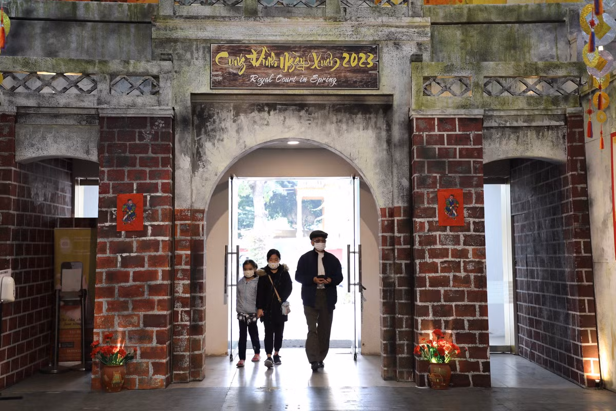 Từ ngày 14/1/2023, tại khu nhà N14 sẽ tái hiện không gian "Cung đình ngày xuân" đem đến cho công chúng nghi thức trong dịp Tết của triều Lê. 