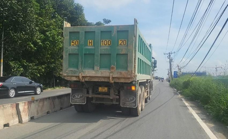 Toan canh loat trung tam dang kiem sai pham: Nhieu chuyen that nhu bia