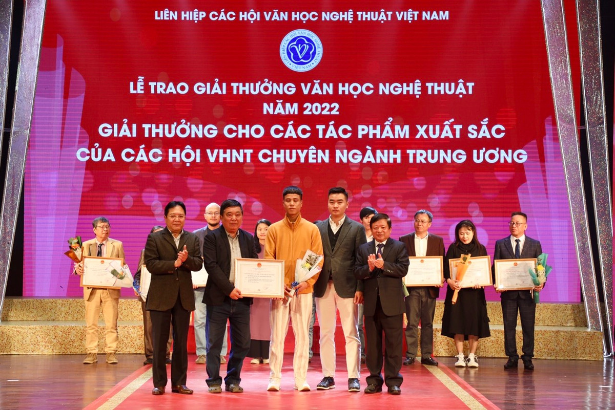 ​ 67 tac gia duoc trao giai thuong Van hoc nghe thuat 2022-Hinh-2