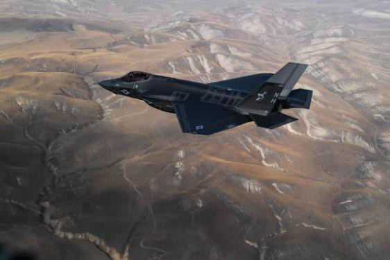 Các nước NATO và đối tác đều cử tiêm kích hộ tống những chiếc B-52H. Quân đội Hà Lan khi đó cho biết nhiệm vụ của những chiếc F-35A bị đình chỉ do "thời tiết xấu".