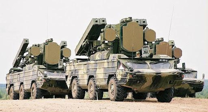 Có lẽ phần quan trọng nhất của kế hoạch này là nâng cấp hệ thống radar và phòng không. Gruzia được thừa hưởng từ Liên Xô các tổ hợp tên lửa tầm trung S-125M Neva-M và 9K37 Buk-M1; và tầm ngắn 9K33M2 Osa-AK, 9K33M3 Osa-AKM và 9K35 Strela-10.