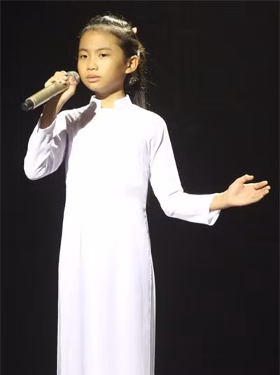 Phương Mỹ Chi trở ca sĩ độc quyền của Quang Lê Entertainment không lâu sau đó.