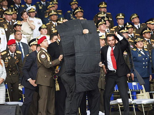 Lo dien nghi pham am sat hut Tong thong Venezuela?