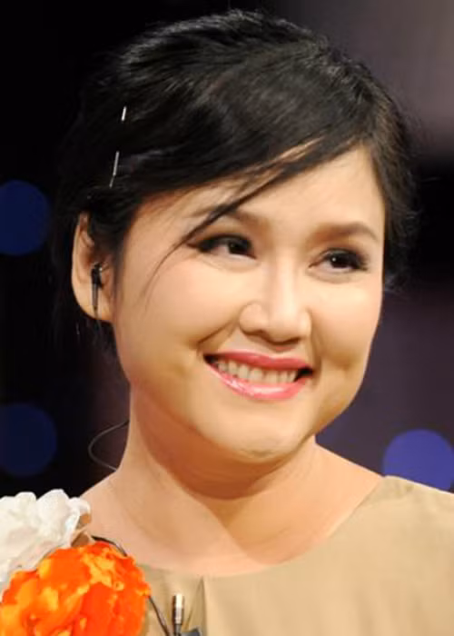 Ở tuổi 57, nữ MC "Như chưa hề có cuộc chia ly" vẫn giữ được nhan sắc mặn mà. Ảnh: VTV