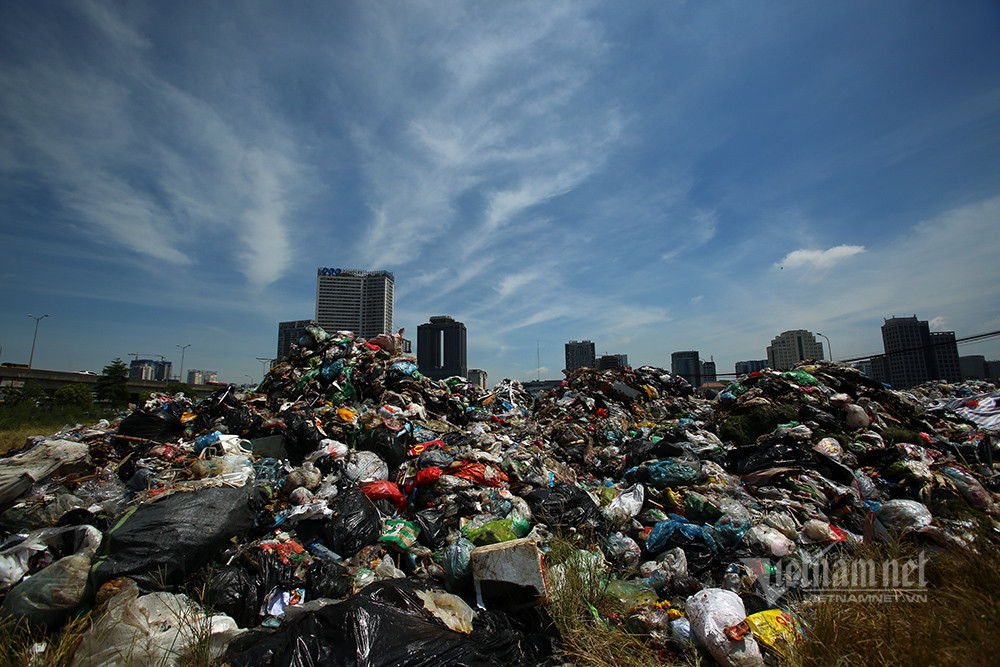 'Nui' rac ngon ngon an ngu trong khu do thi boc mui duoi nang 40 do-Hinh-9