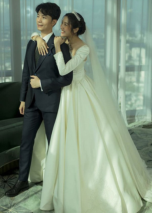 Ông xã của Thúy Vân không chỉ tài giỏi mà còn phong độ. Ảnh: Ngôi sao